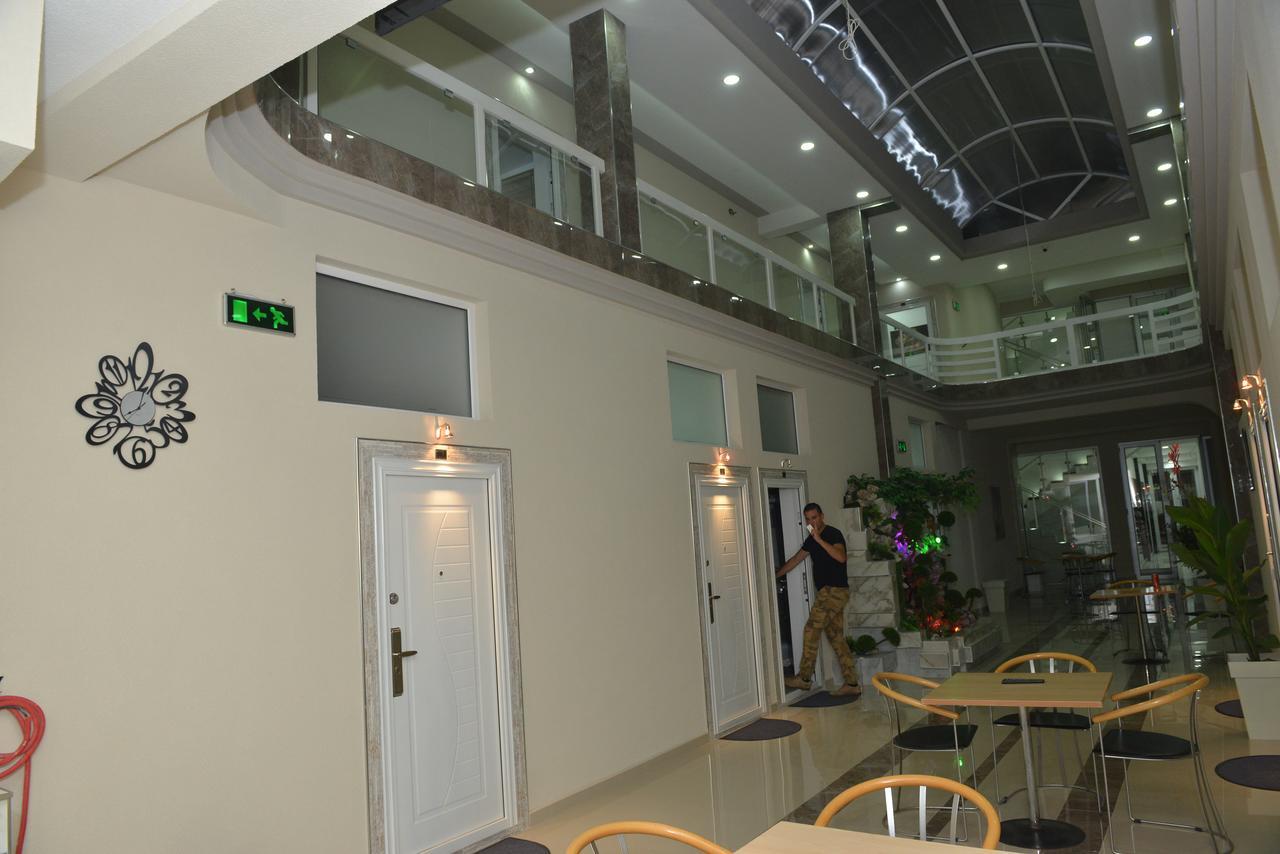 Atina Lux Hostel ليسكوفاك المظهر الخارجي الصورة